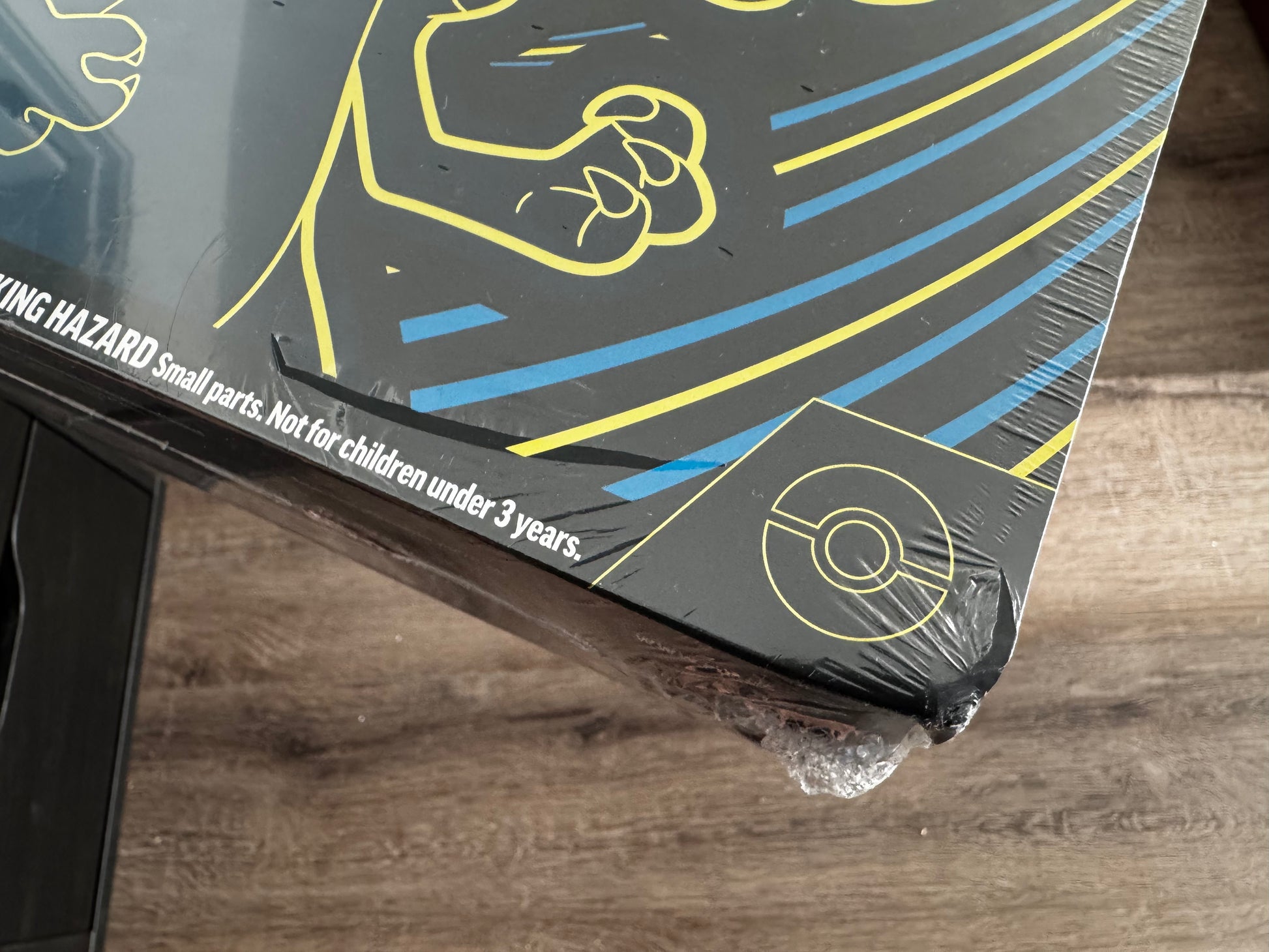 Mega Charizard X ex Ultra Premium Collection *Slight Cosmetic Damage*